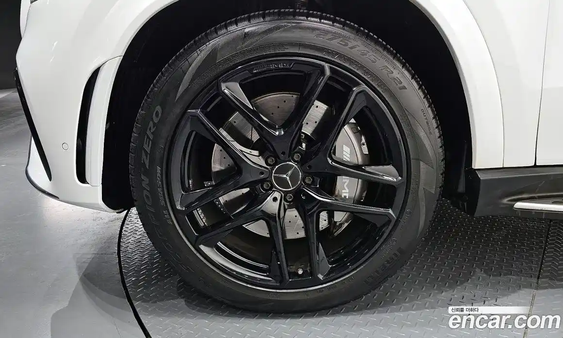 Mercedes-Benz GLE-Class 2021 3.0 Автомат в Москве № 195616, фото 4