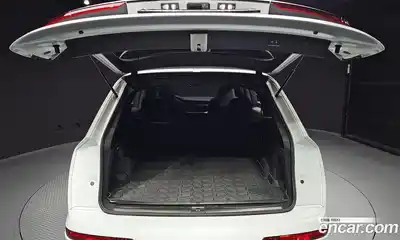 Audi Q7 2022 3.0 Автомат в Москве № 196141, миниатюра 6