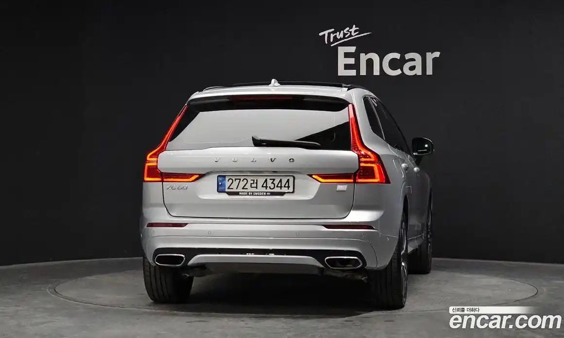 Volvo XC60 2021 2.0 Автомат в Москве № 196954, фото 16