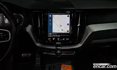 Volvo XC60 2021 2.0 Автомат в Москве № 196954, миниатюра 2