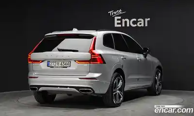 Volvo XC60 2021 2.0 Автомат в Москве № 196954, миниатюра 3
