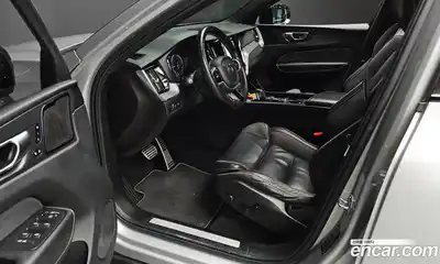 Volvo XC60 2021 2.0 Автомат в Москве № 196954, миниатюра 7