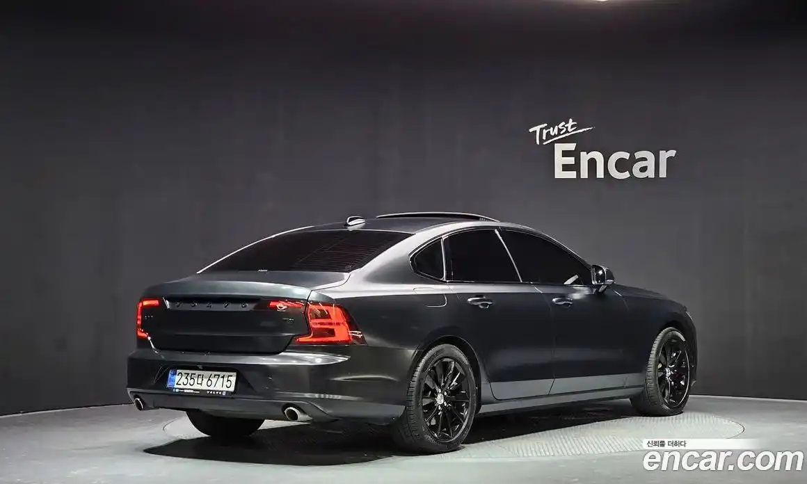 Volvo S90 2017 2.0 Автомат в Москве № 197084, фото 1