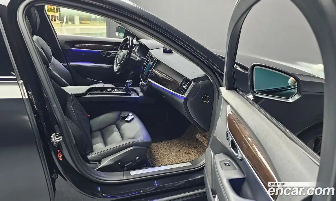 Volvo S90 2017 2.0 Автомат в Москве № 197084, фото 10