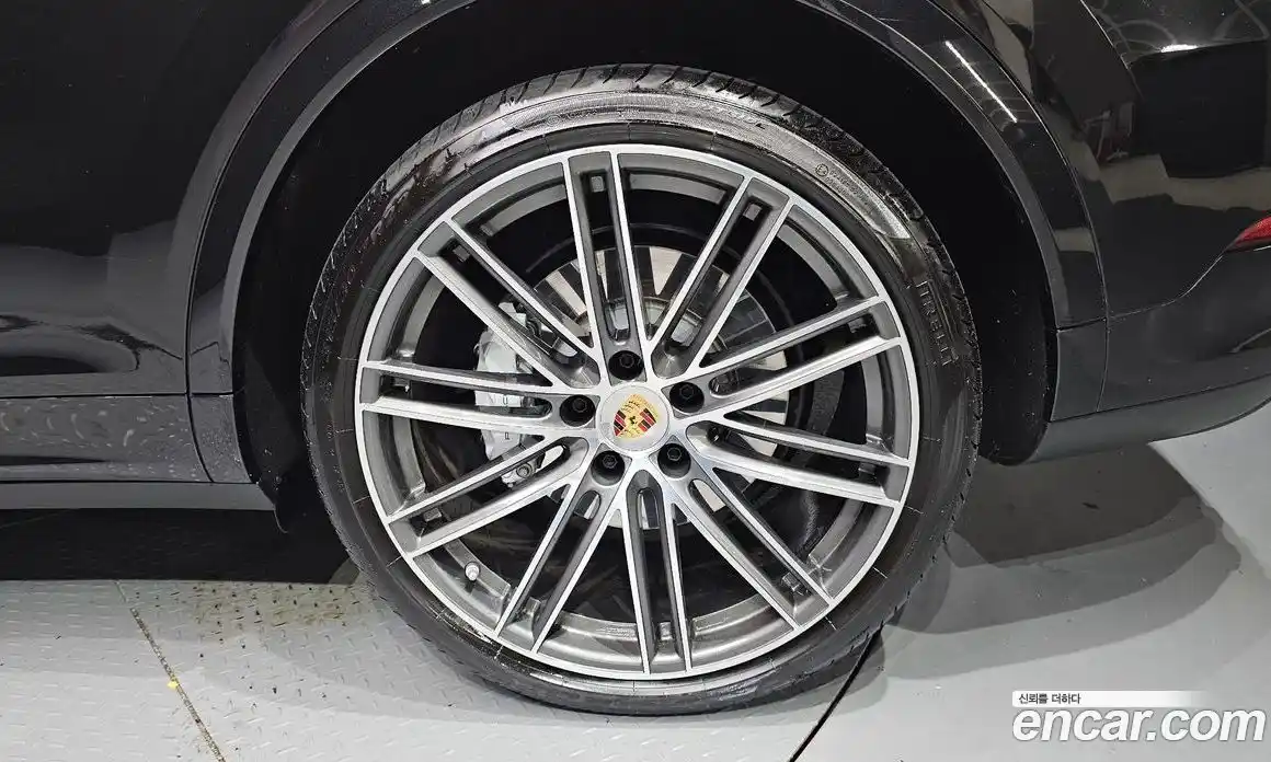 Porsche Cayenne 2023 4.0 Автомат в Москве № 197254, фото 17