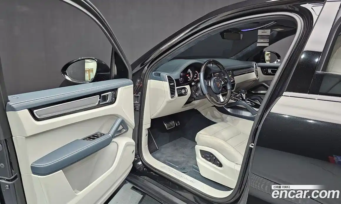 Porsche Cayenne 2023 4.0 Автомат в Москве № 197254, фото 5