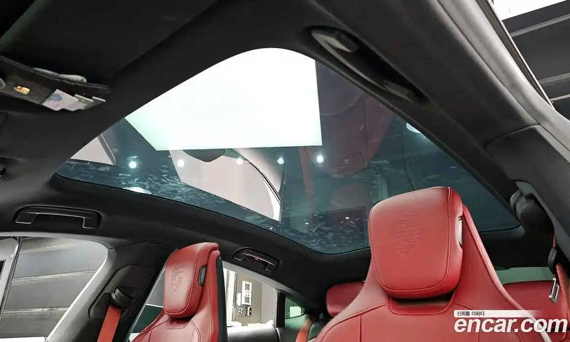 Porsche Taycan 2023 0.1 Автомат в Москве № 197419, фото 11