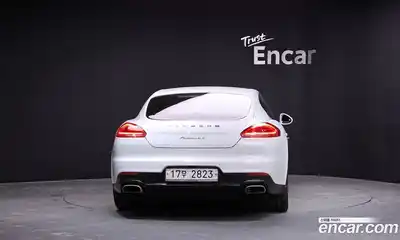 Porsche Panamera, 2015