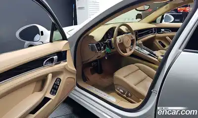Porsche Panamera 2015 3.6 Автомат в Москве № 197641, миниатюра 3