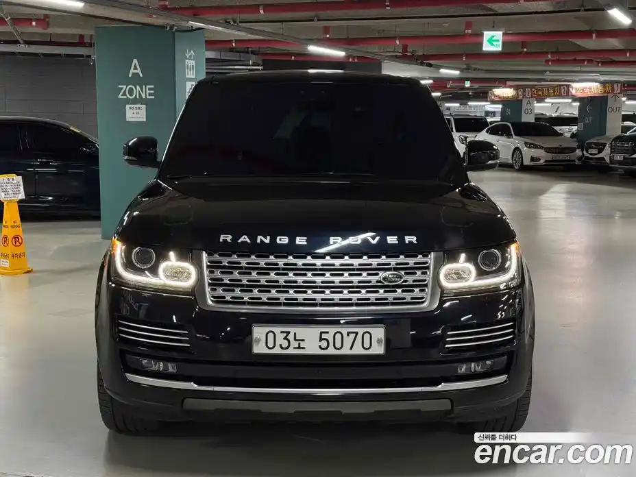 Land Rover Range-Rover 2017 4.4 Автомат в Москве № 198236, фото 11