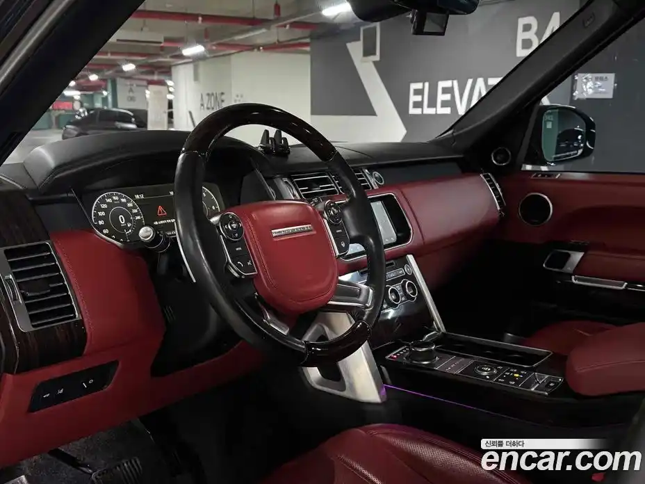 Land Rover Range-Rover 2017 4.4 Автомат в Москве № 198236, фото 14