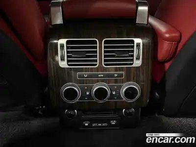 Land Rover Range-Rover 2017 4.4 Автомат в Москве № 198236, миниатюра 8