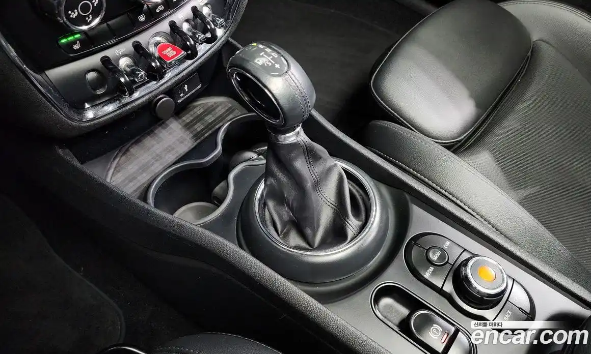 Mini Clubman 2019 1.5 Автомат в Москве № 198393, фото 13