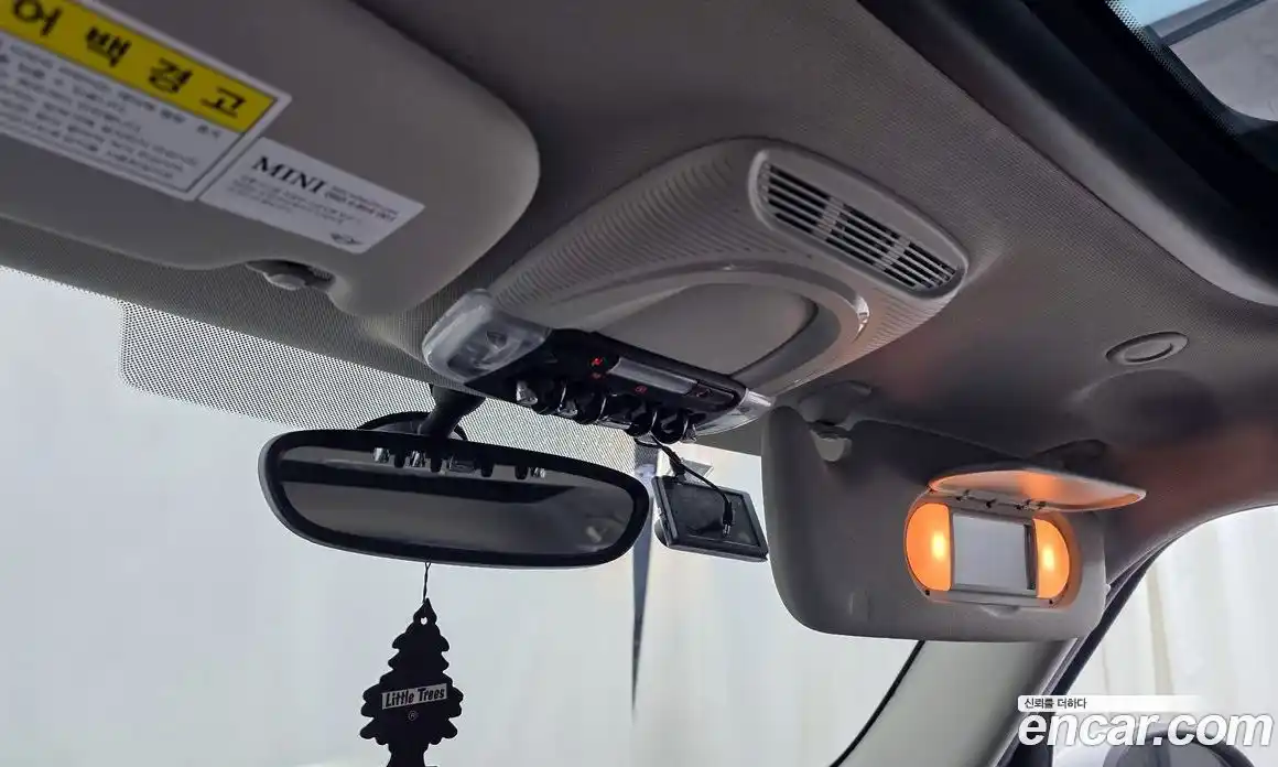 Mini Cooper 2018 1.5 Автомат в Москве № 198475, фото 16