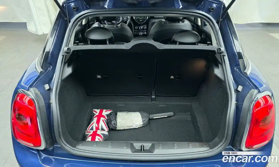 Mini Cooper 2018 1.5 Автомат в Москве № 198475, фото 4