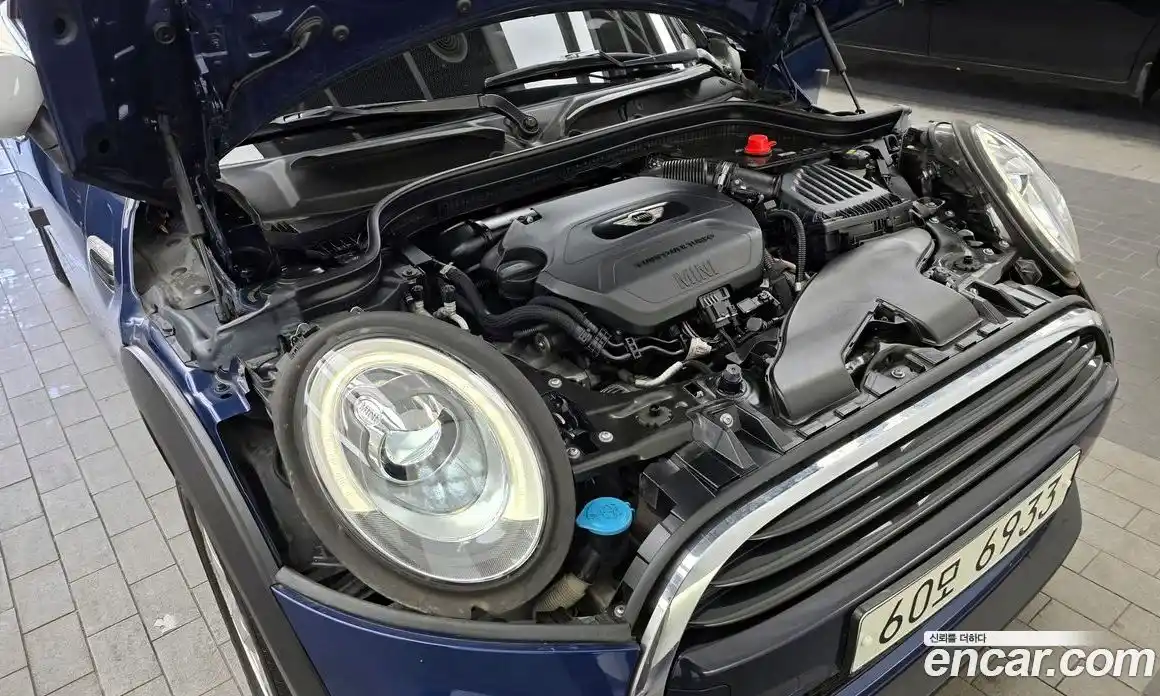 Mini Cooper 2018 1.5 Автомат в Москве № 198475, фото 8