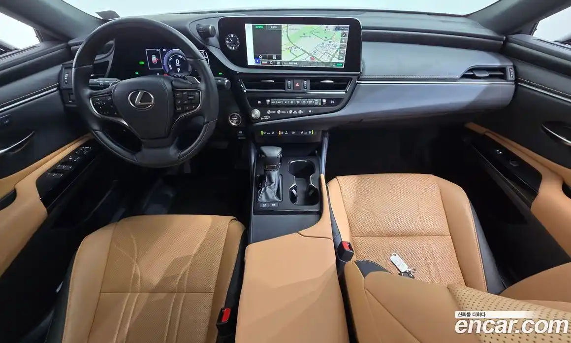 Lexus ES 2023 2.5 Автомат в Москве № 198746, фото 2