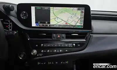 Lexus ES 2023 2.5 Автомат в Москве № 198746, миниатюра 4