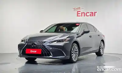 Lexus ES 2023 2.5 Автомат в Москве № 198746, миниатюра 8