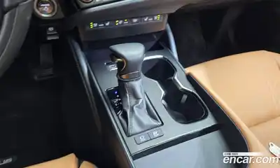 Lexus ES 2023 2.5 Автомат в Москве № 198746, миниатюра 9