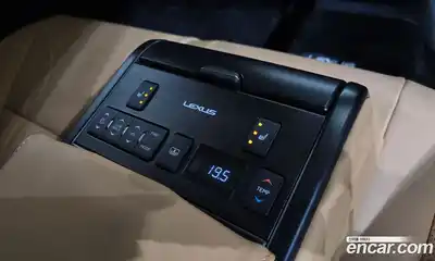 Lexus ES 2023 2.5 Автомат в Москве № 198746, миниатюра 10