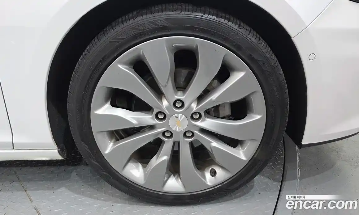 Chevrolet Malibu 2020 2.0 Автомат в Москве № 201669, фото 11