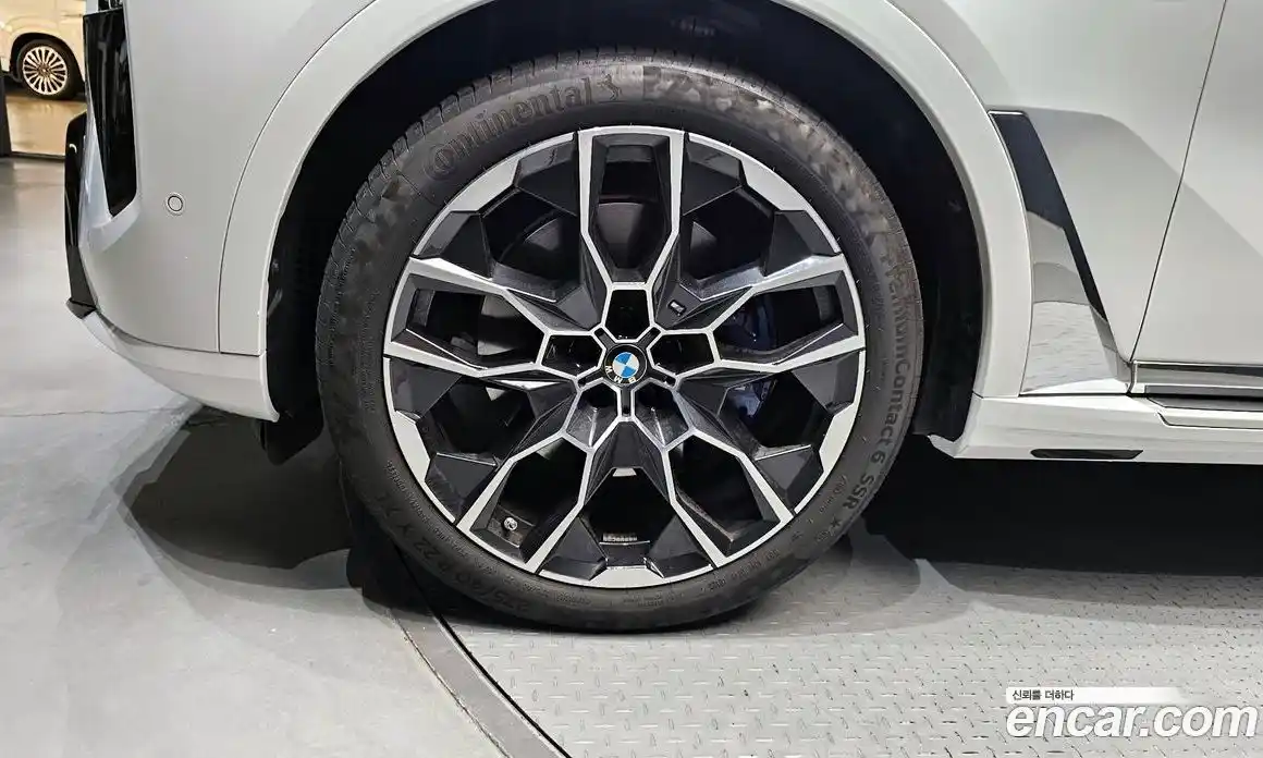 BMW X7 2023 3.0 Автомат в Москве № 210653, фото 9