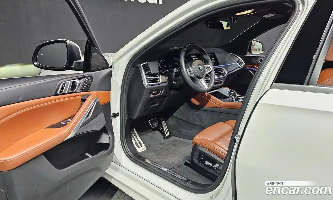 BMW X6 2022 3.0 Автомат в Москве № 211345, фото 16