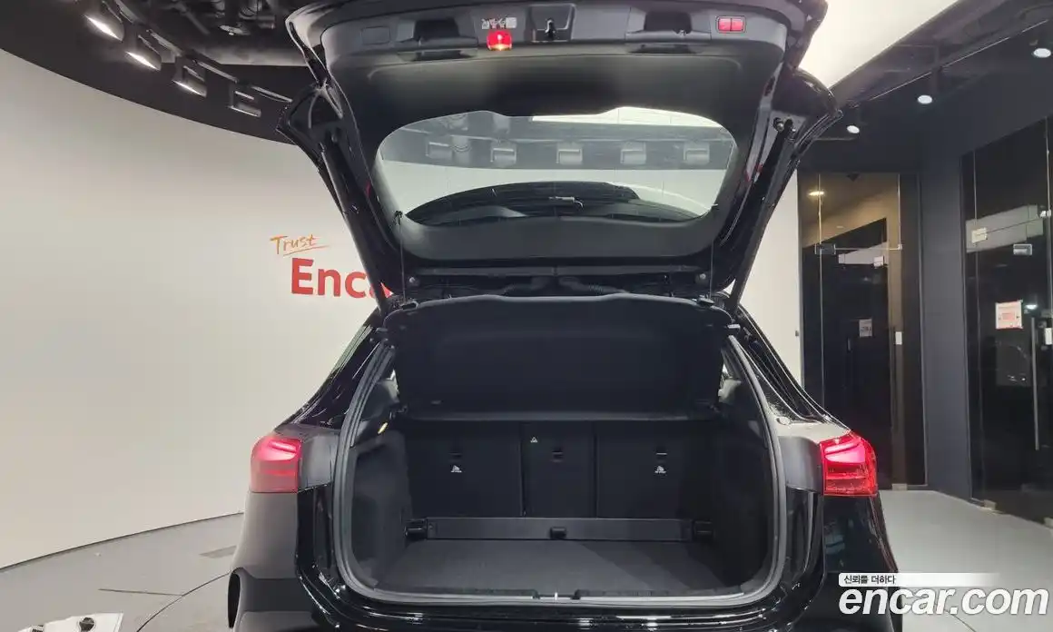 Mercedes-Benz GLA-Class 2025 2.0 Автомат в Москве № 211908, фото 12