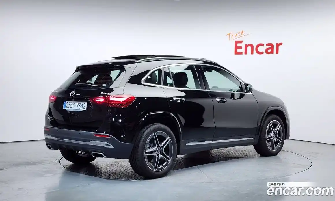 Mercedes-Benz GLA-Class 2025 2.0 Автомат в Москве № 211908, фото 17