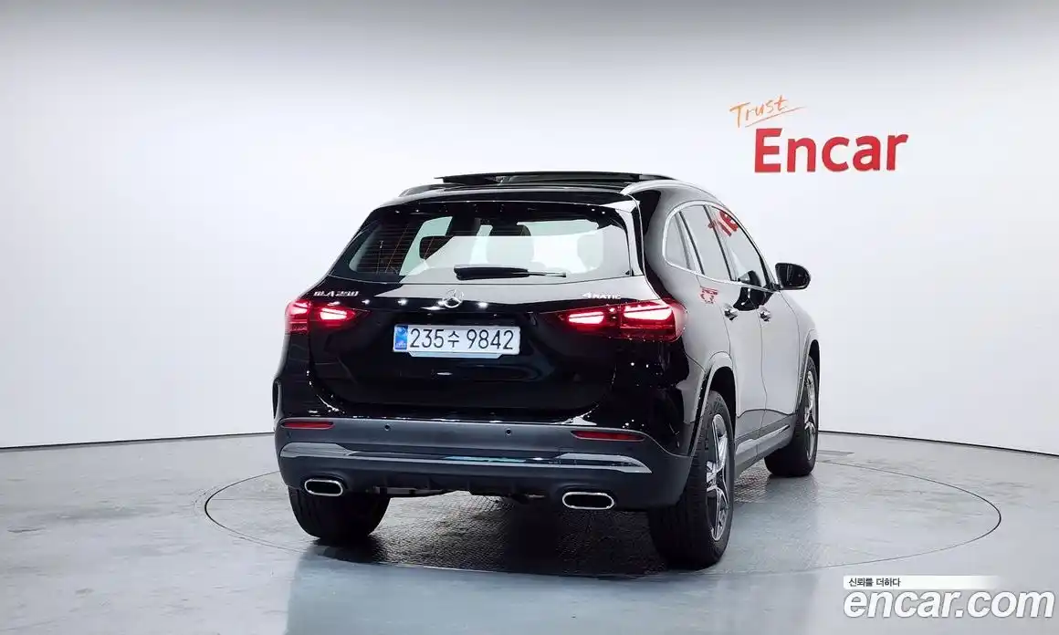 Mercedes-Benz GLA-Class 2025 2.0 Автомат в Москве № 211908, фото 19