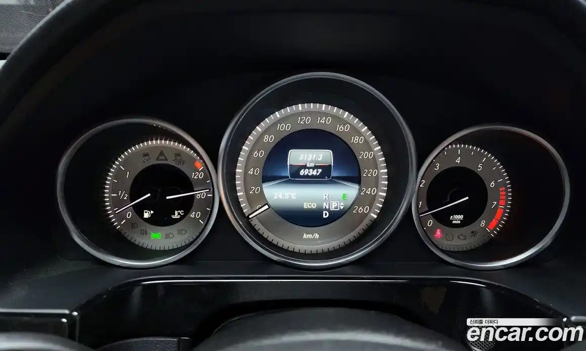 Mercedes-Benz E-Class 2014 3.5 Автомат в Москве № 212009, фото 3