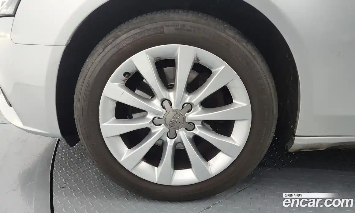 Audi A4 2012 2.0 Автомат в Москве № 212660, фото 11