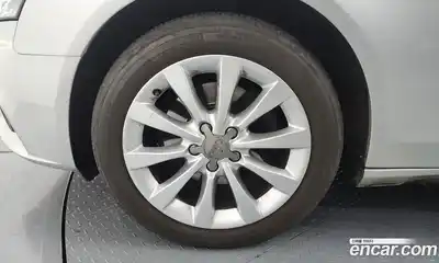 Audi A4 2012 2.0 Автомат в Москве № 212660, миниатюра 11