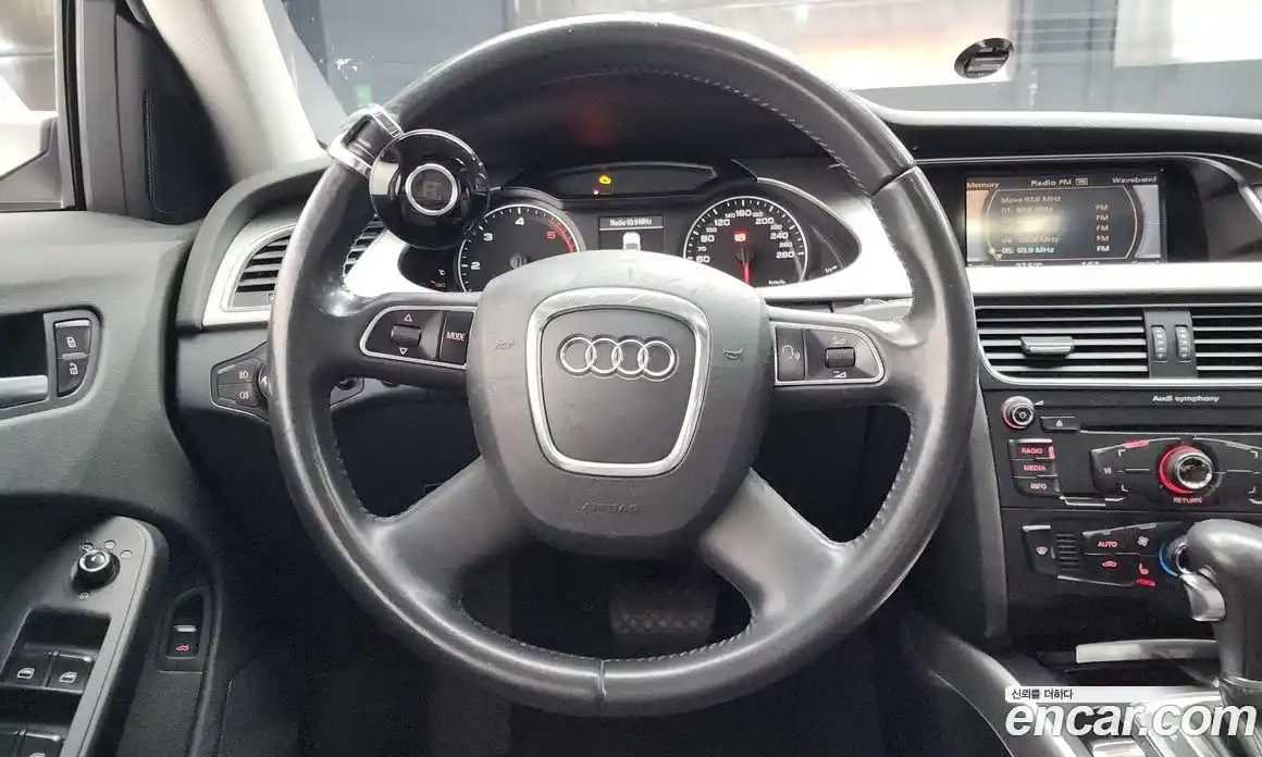 Audi A4 2012 2.0 Автомат в Москве № 212660, фото 15
