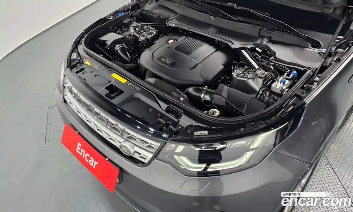 Land Rover Discovery 2019 3.0 Автомат в Москве № 213851, фото 16