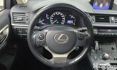 Lexus CT200h 2016 1.8 Автомат в Москве № 214591, миниатюра 6