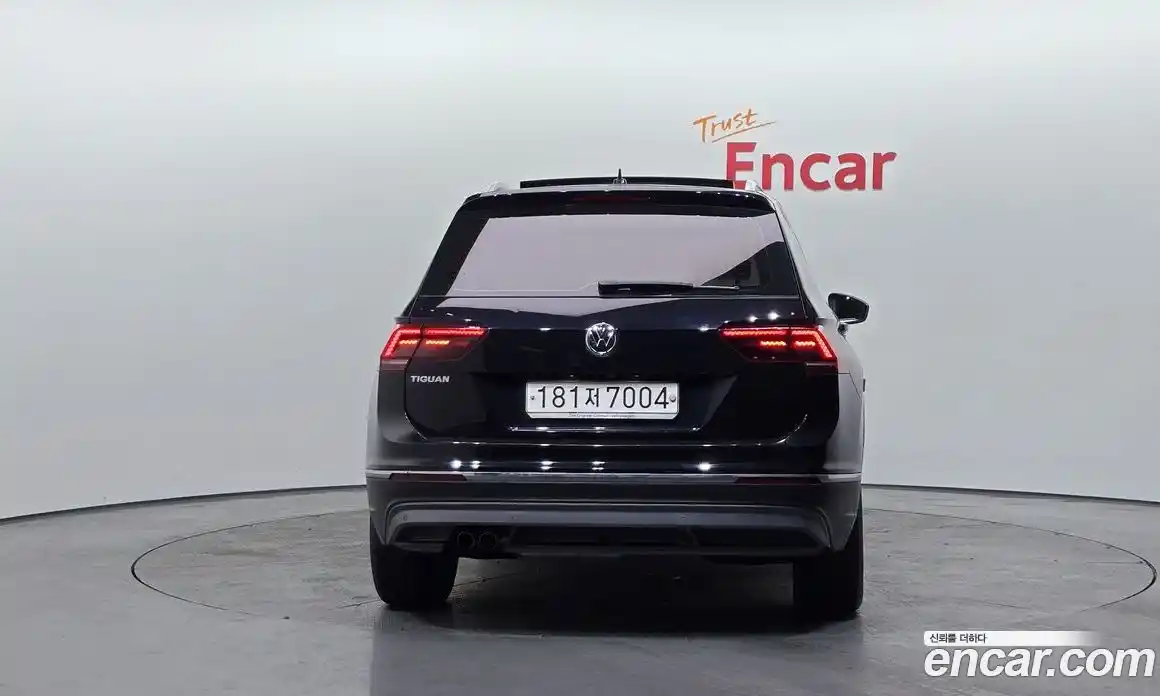 Volkswagen Tiguan 2020 2.0 Автомат в Москве № 215246, фото 19