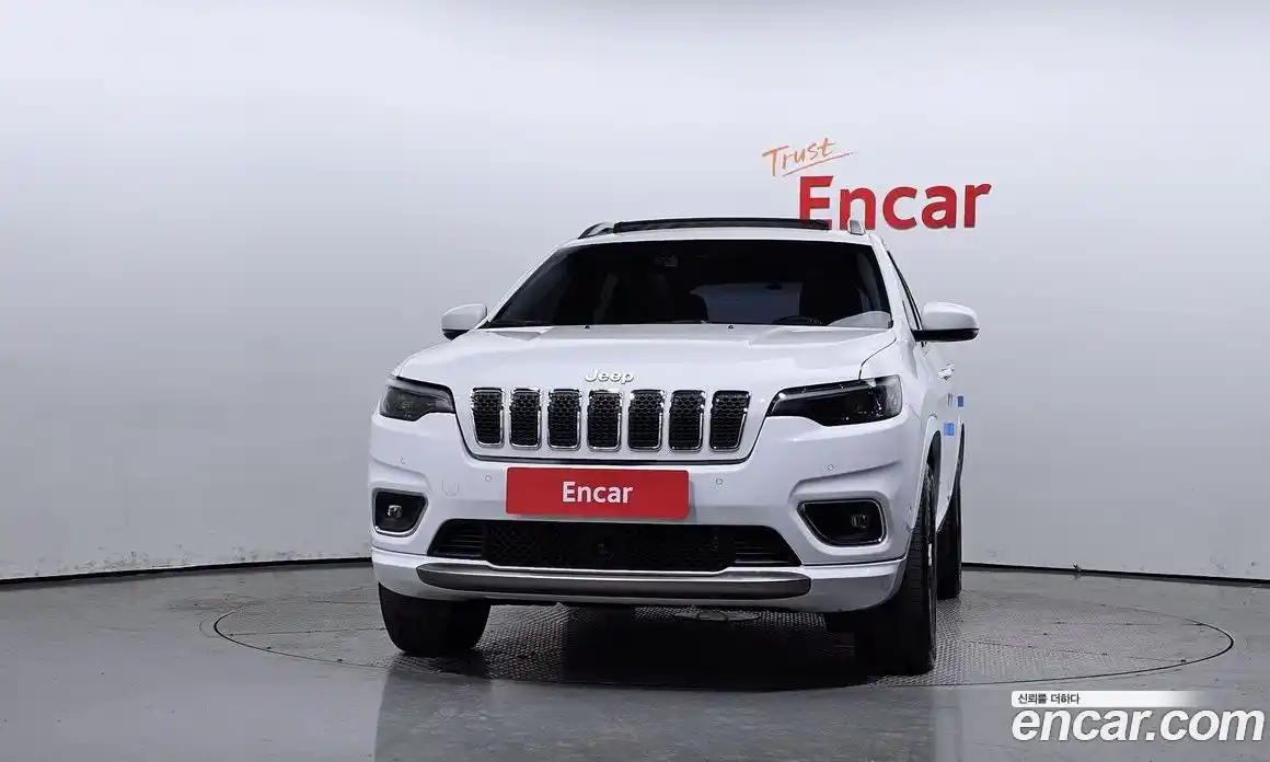 Jeep Cherokee 2021 3.2 Автомат в Москве № 215441, фото 16