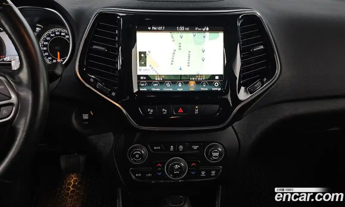 Jeep Cherokee 2021 3.2 Автомат в Москве № 215441, фото 20