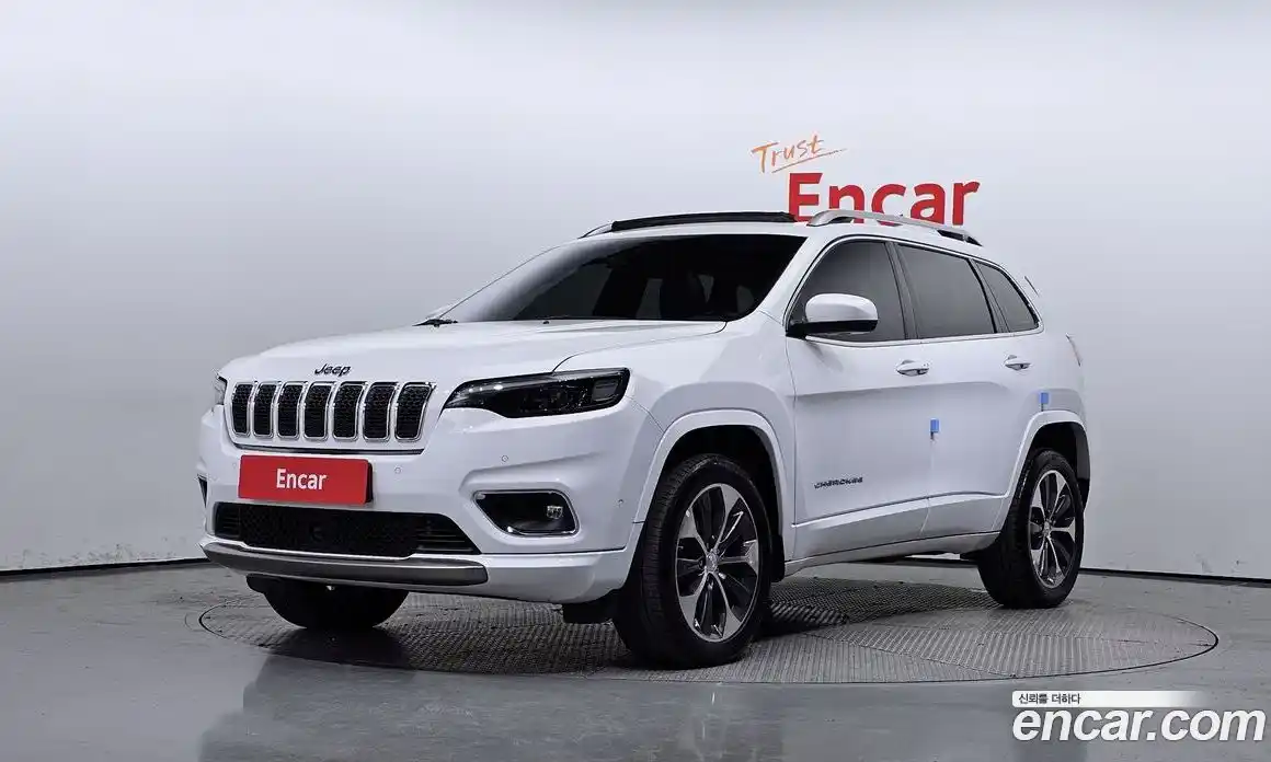 Jeep Cherokee 2021 3.2 Автомат в Москве № 215441, фото 4