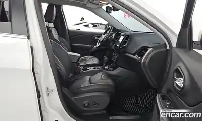 Jeep Cherokee 2021 3.2 Автомат в Москве № 215441, миниатюра 6