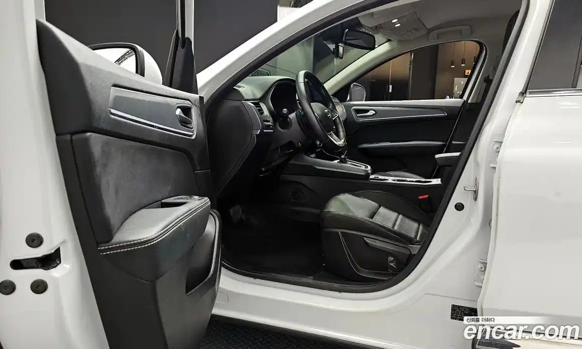 Renault XM3 2020 1.3 Автомат в Москве № 221321, фото 10