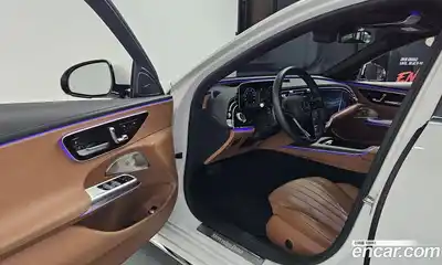 Mercedes-Benz E-Class 2024 2.0 Автомат в Москве № 221919, миниатюра 12