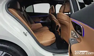 Mercedes-Benz E-Class 2024 2.0 Автомат в Москве № 221919, миниатюра 2