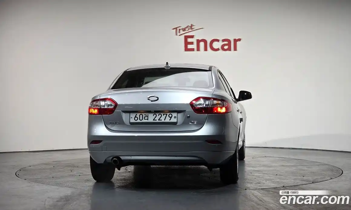 Renault SM3 2011 1.6 Автомат в Москве № 222991, фото 12