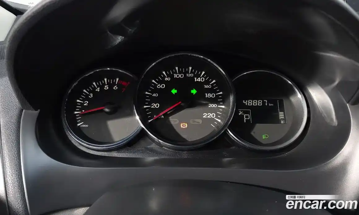 Renault SM3 2011 1.6 Автомат в Москве № 222991, фото 13