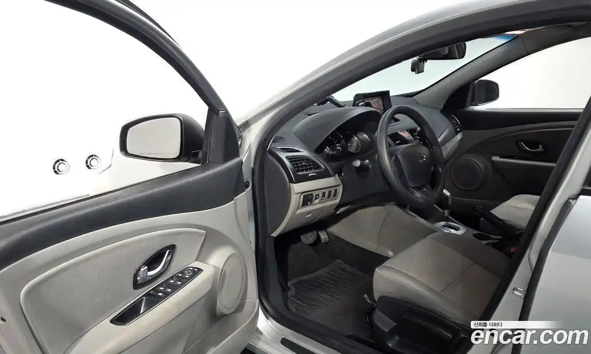 Renault SM3 2011 1.6 Автомат в Москве № 222991, фото 3