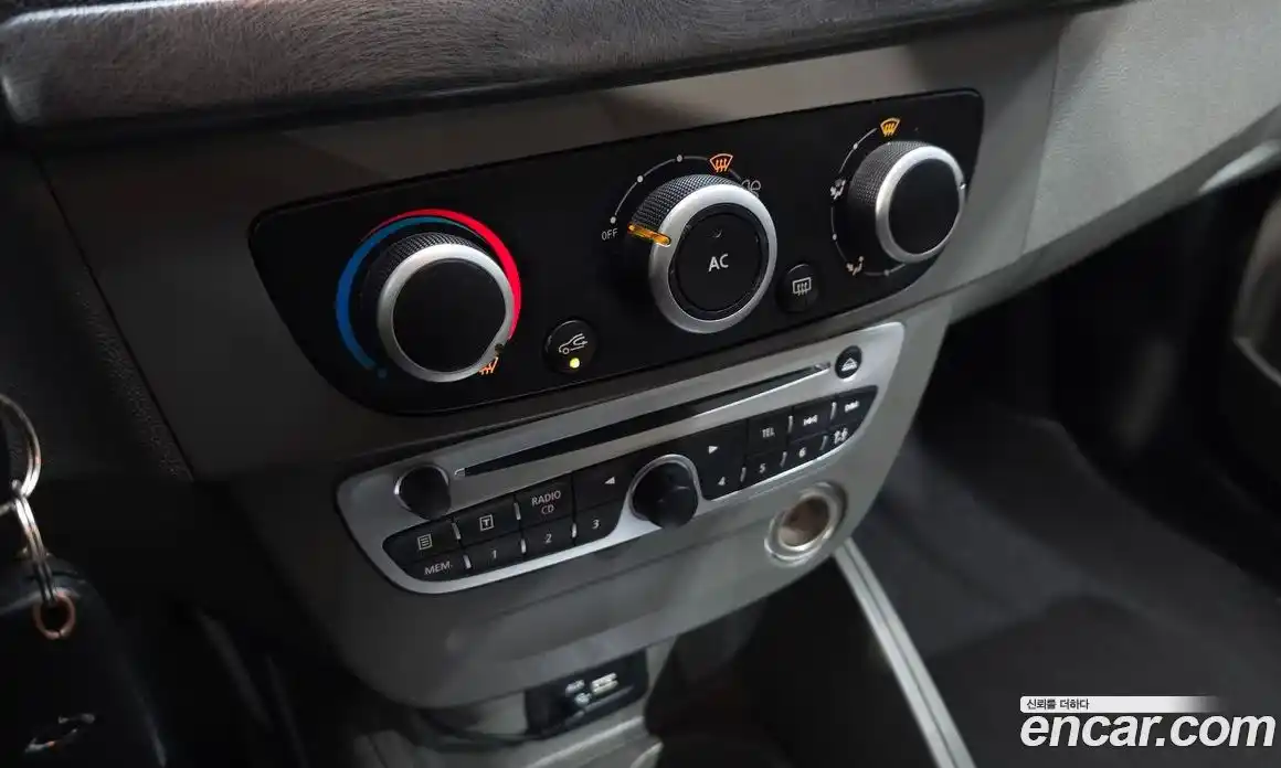 Renault SM3 2011 1.6 Автомат в Москве № 222991, фото 9