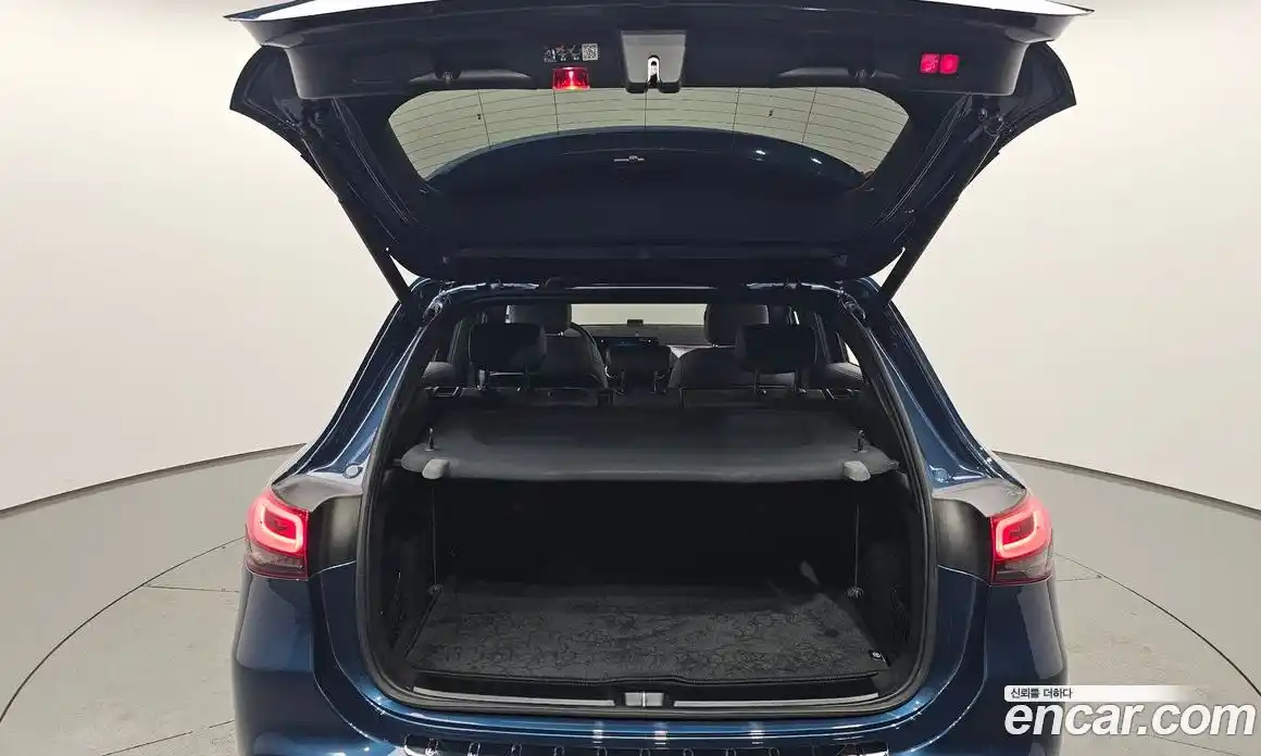 Mercedes-Benz EQA 2022 0.2 Автомат в Москве № 224420, фото 16